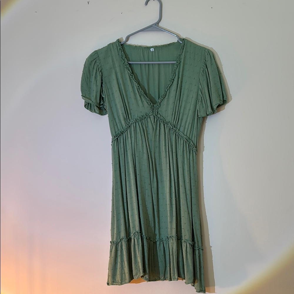 Elegant Green Women's Dress